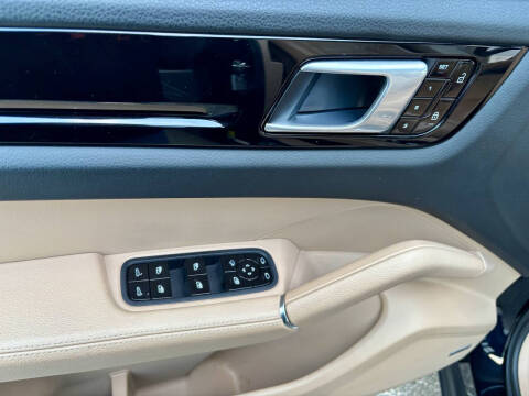 2019 Porsche Cayenne S