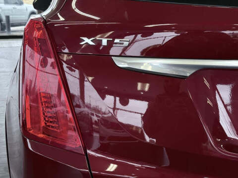2018 Cadillac XT5 Premium Luxury