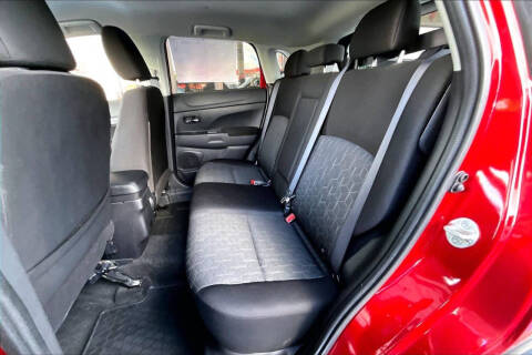 2022 Mitsubishi Outlander SE