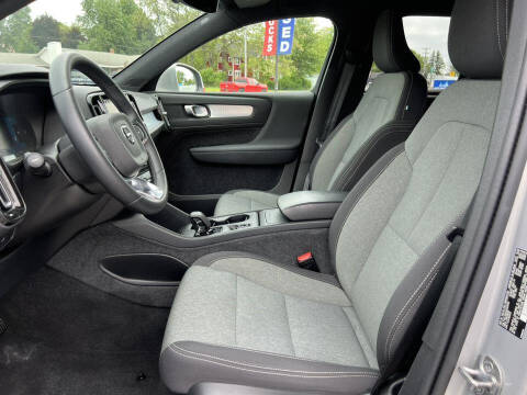 2024 Volvo XC40