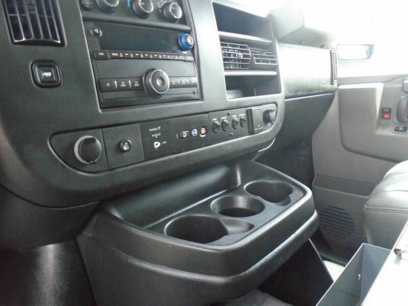 2017 Chevrolet Express 2500