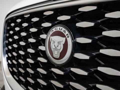 2023 Jaguar F-PACE P250 S