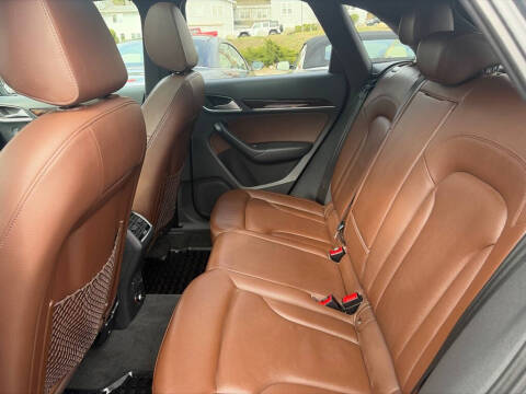 2017 Audi Q3 2.0T quattro Premium Plus