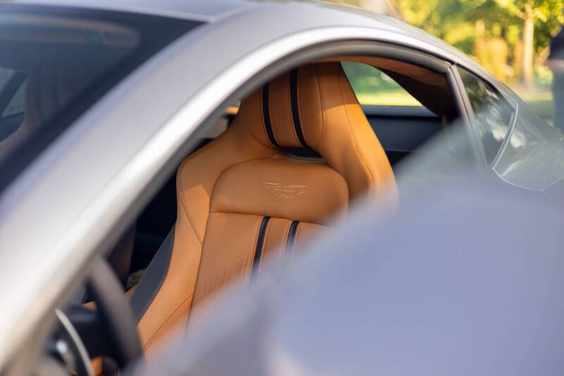 2023 Aston Martin Vantage