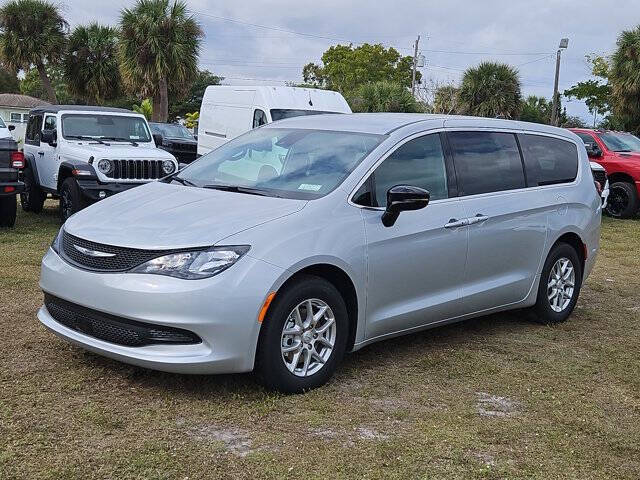 2026 Chrysler Voyager LX