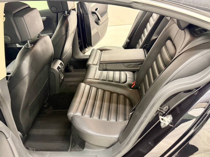 2014 Volkswagen CC R-Line