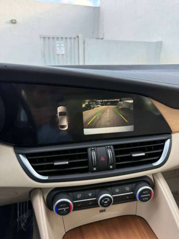 2019 Alfa Romeo Giulia Ti
