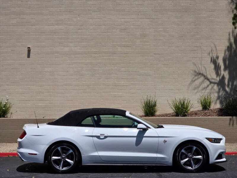 2016 Ford Mustang V6
