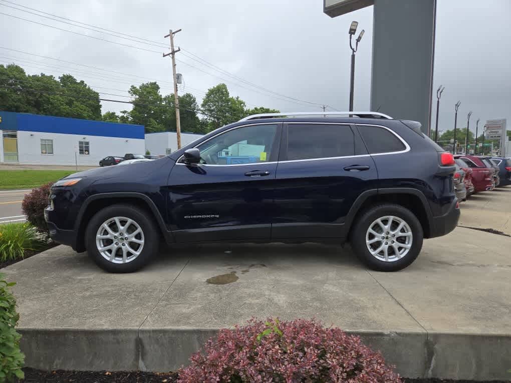 2015 Jeep Cherokee for sale at Dave Warren Used Car Super Center in Westfield, NY