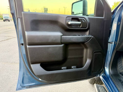 2024 Chevrolet Silverado 2500HD Custom