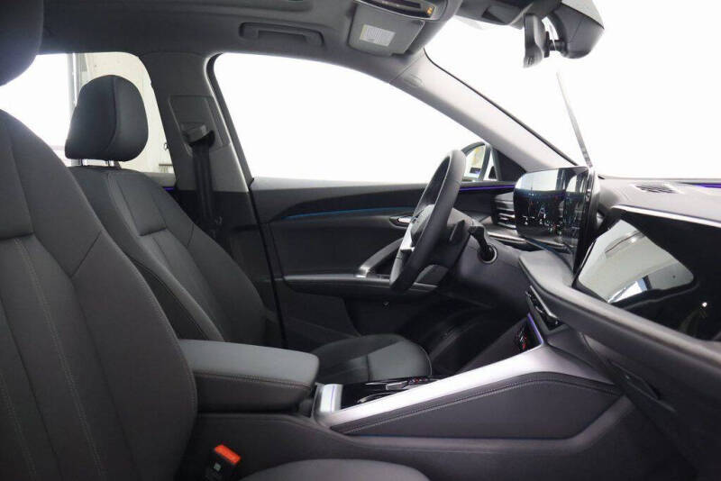 2025 Audi Q5 quattro Premium TFSI
