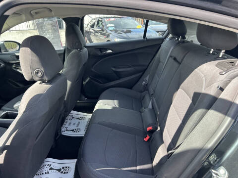 2017 Chevrolet Cruze LT Auto