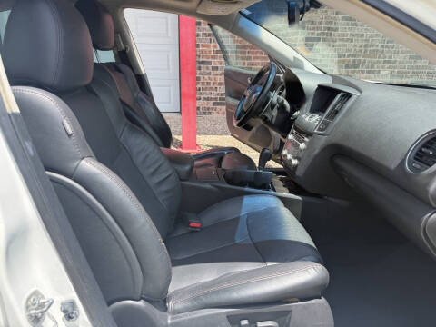 2012 Nissan Maxima