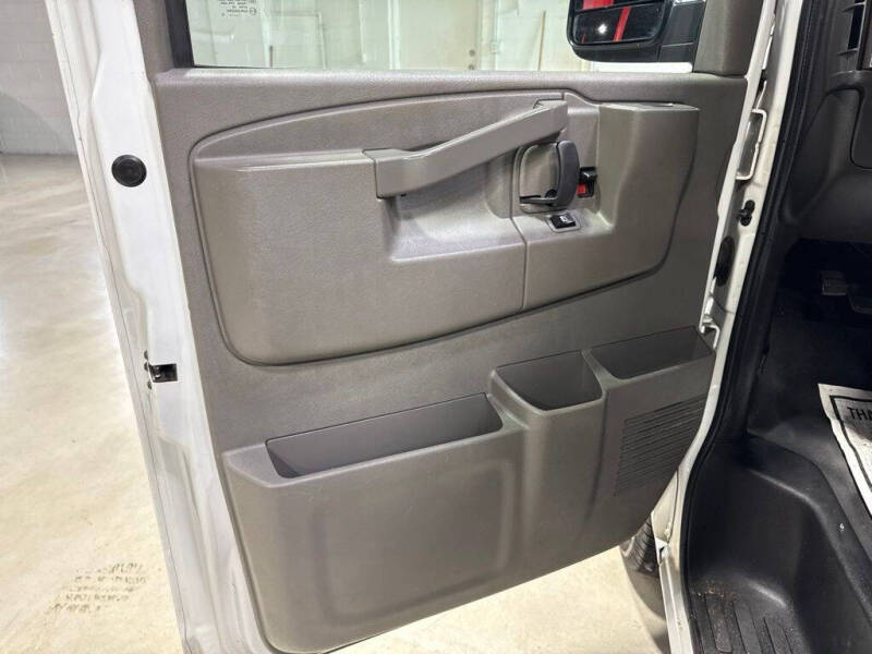 2020 Chevrolet Express 2500