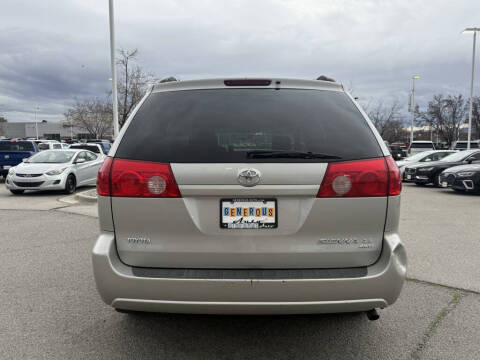 2007 Toyota Sienna LE 7-Passenger