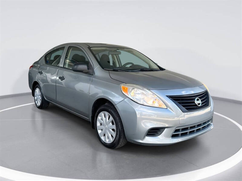 2012 Nissan Versa 1.6 S