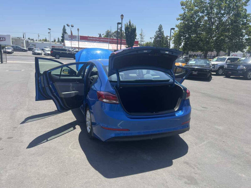 2018 Hyundai Elantra