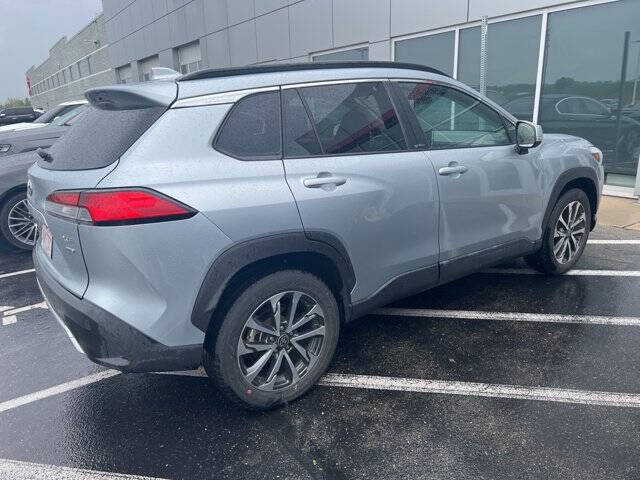 2024 Toyota Corolla Cross XLE