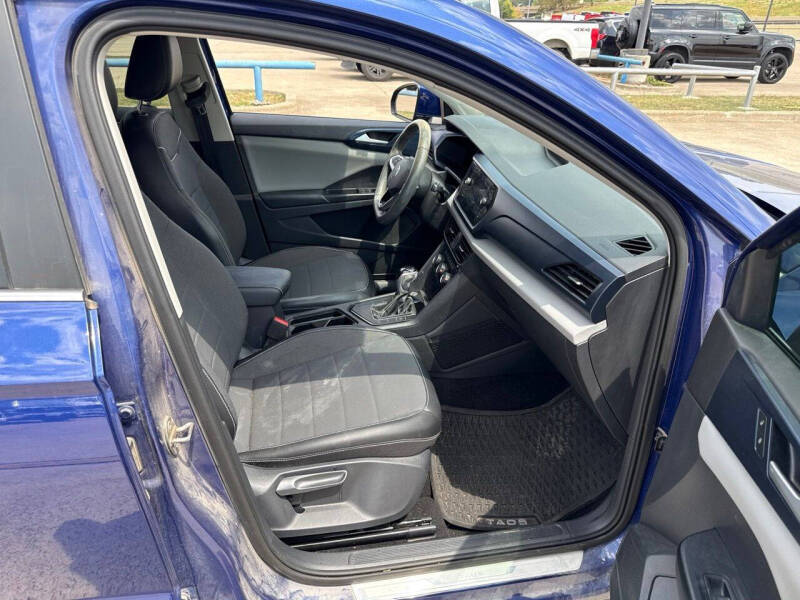 2023 Volkswagen Taos SE