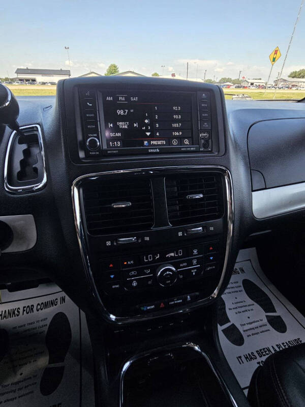 2016 Dodge Grand Caravan R/T