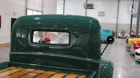 1947 Ford F-100
