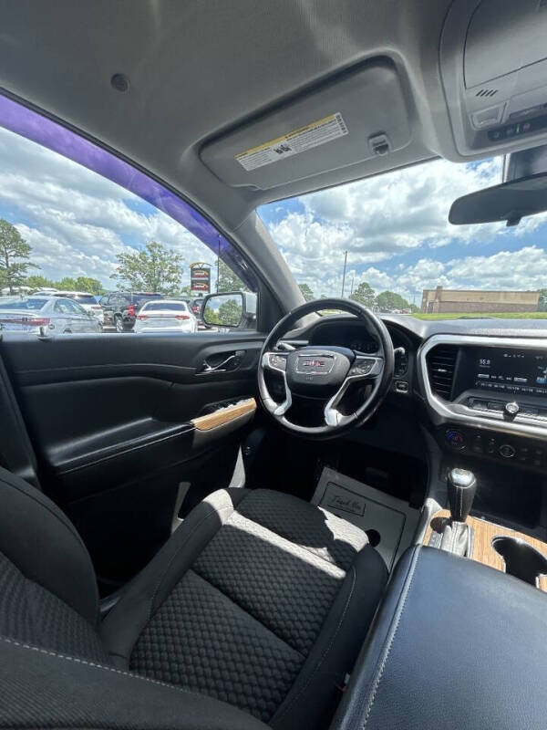 2019 GMC Acadia SLE-2