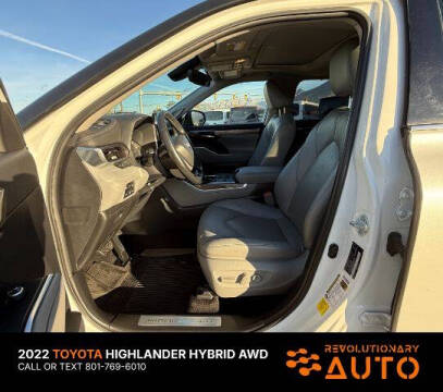 2022 Toyota Highlander Hybrid Limited