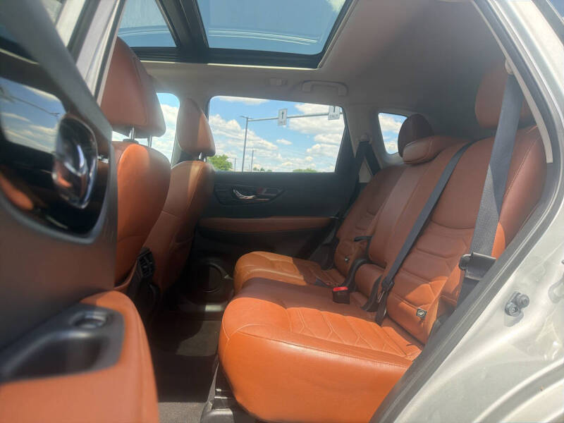 2017 Nissan Rogue SL