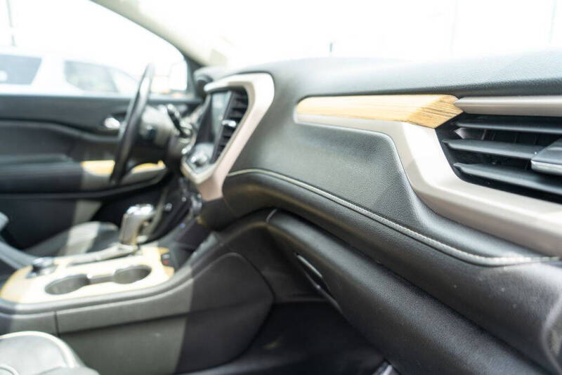 2018 GMC Acadia Denali