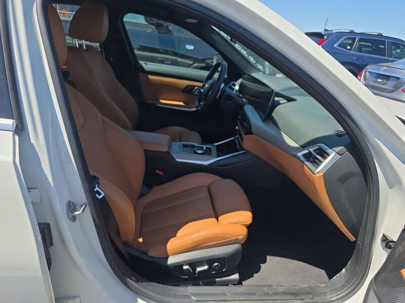 2025 BMW 3 Series 330i