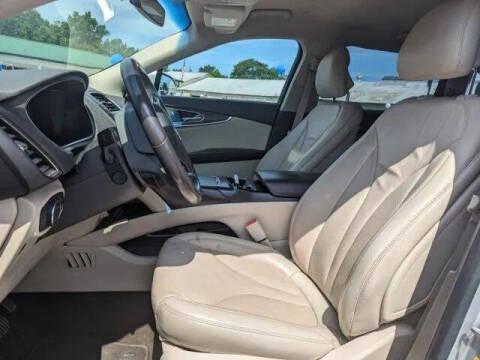 2019 Lincoln Nautilus Select