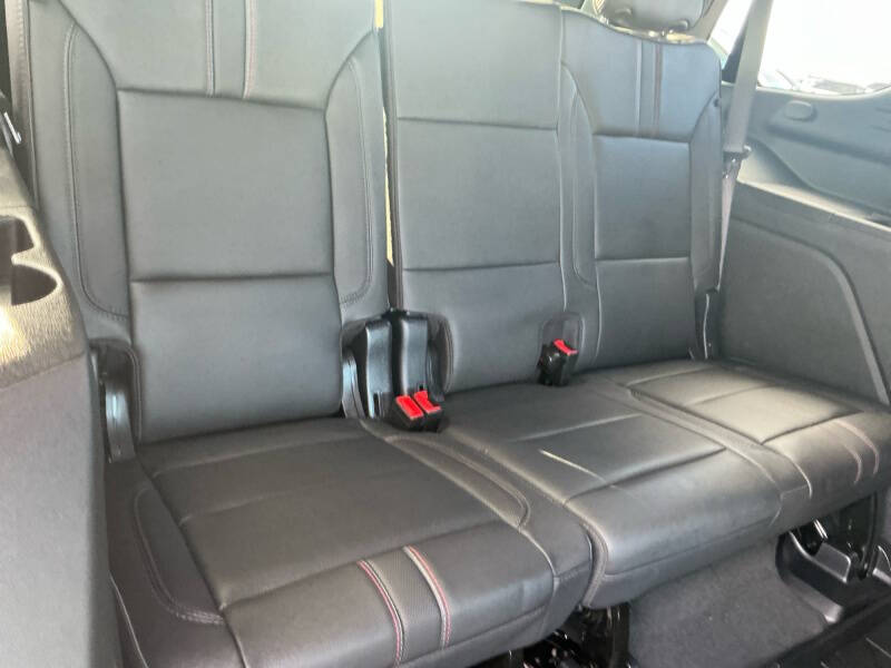 2025 Chevrolet Tahoe RST