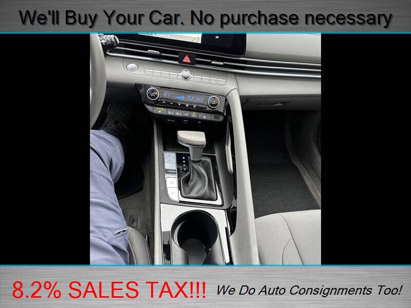 2025 Hyundai Elantra SEL Convenience