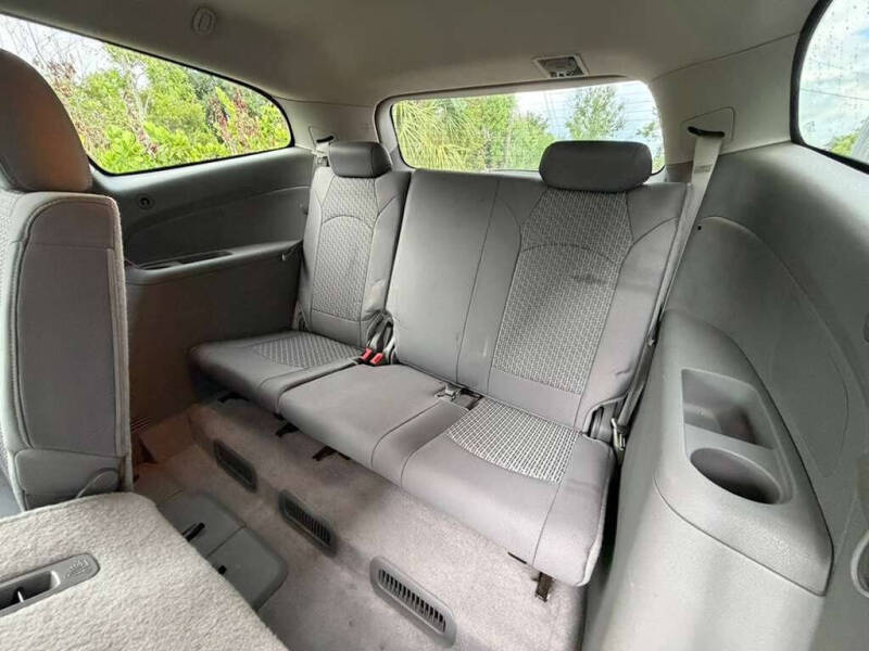 2012 Chevrolet Traverse LS