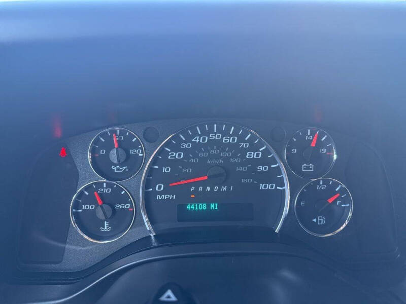 2023 Chevrolet Express 2500