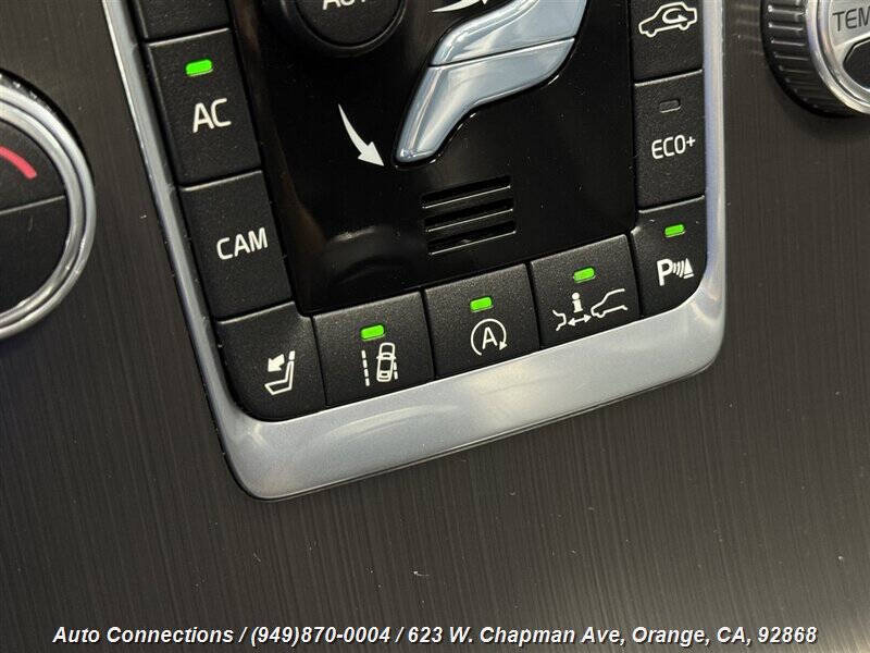 2015 Volvo XC60 T5 Drive-E Platinum