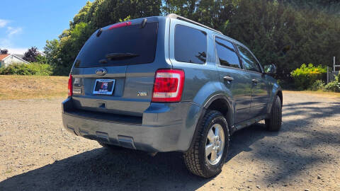 2011 Ford Escape XLT