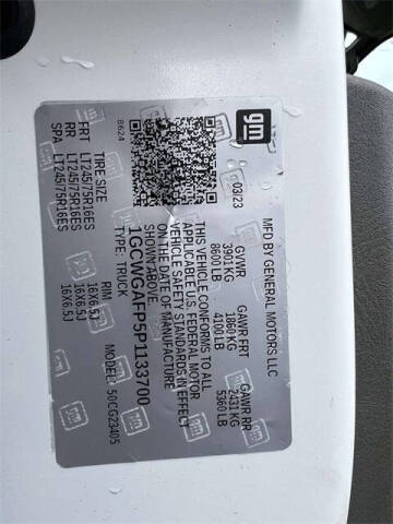 2023 Chevrolet Express 2500