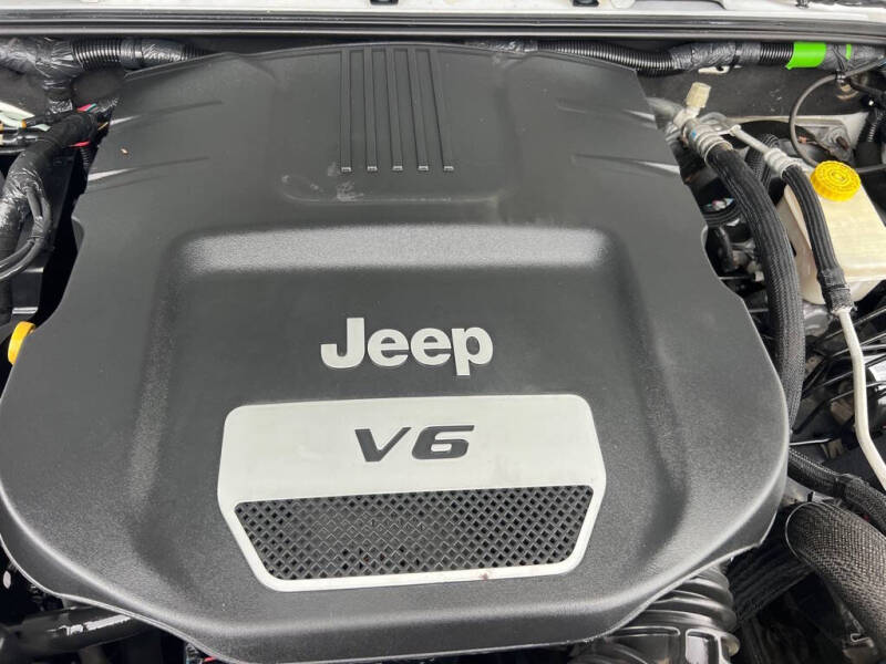 2016 Jeep Wrangler Sport