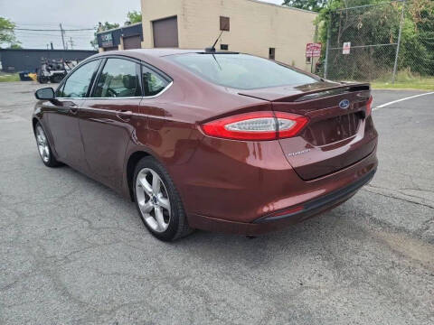 2016 Ford Fusion S