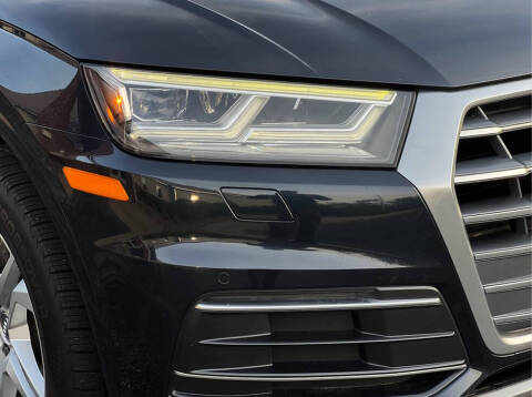 2018 Audi Q5 2.0T quattro Premium Plus