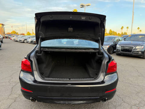 2019 BMW 5 Series 530i