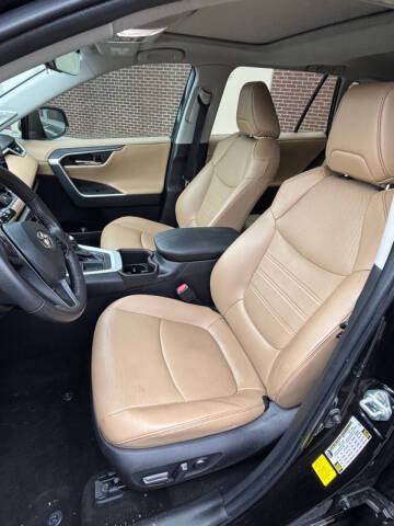 2023 Toyota RAV4 Limited