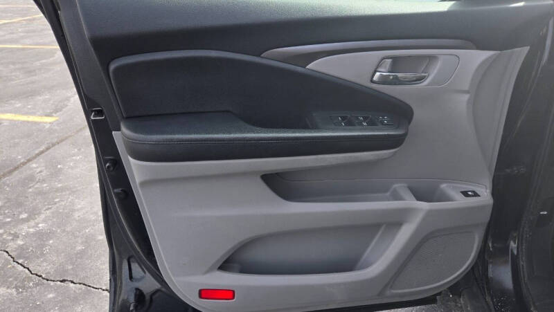 2016 Honda Pilot LX