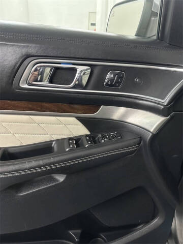 2016 Ford Explorer Platinum