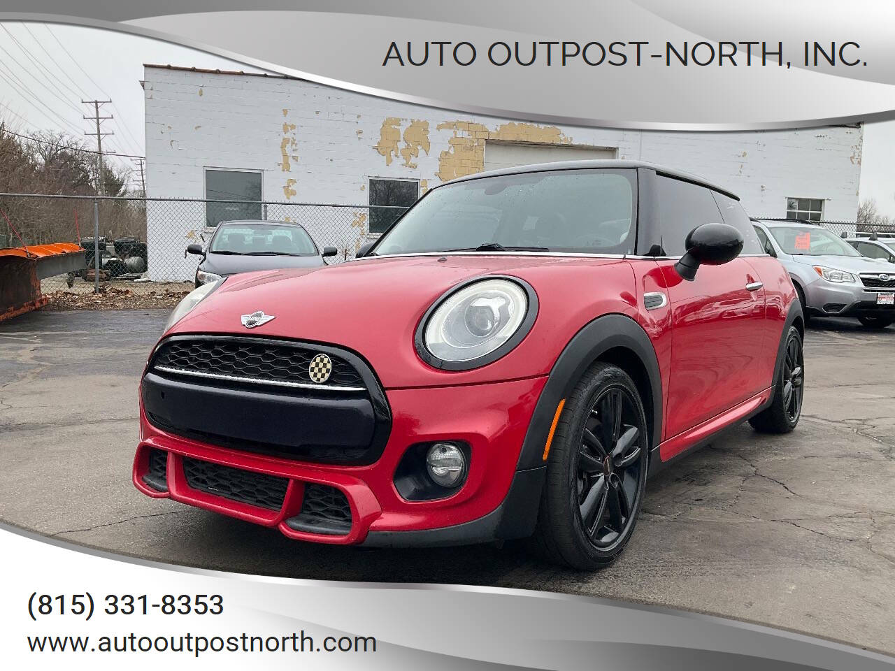 Red 2017 MINI Hardtop 2 Door Cooper Cooper 2dr Hatchback 1