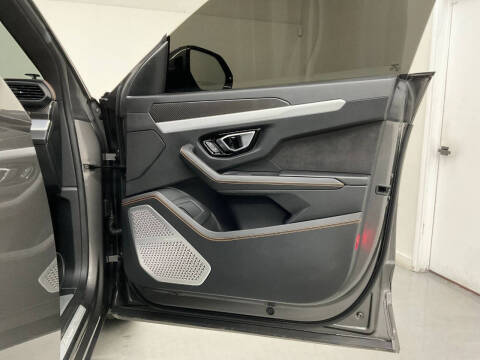 2021 Lamborghini Urus