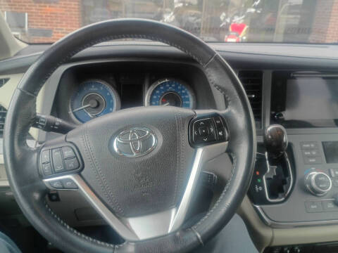 2017 Toyota Sienna