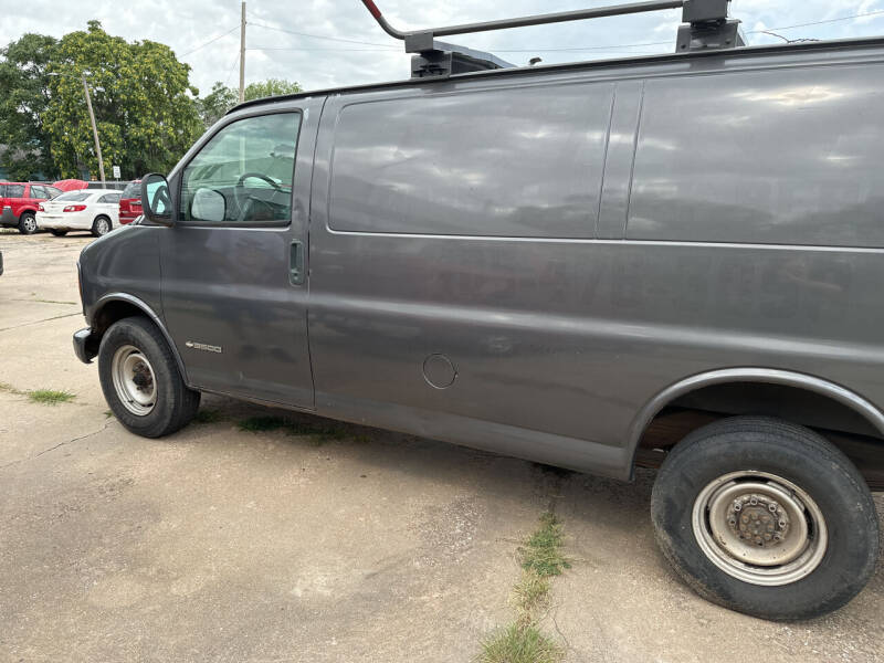 2000 Chevrolet Express G3500