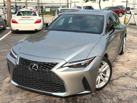 2023 Lexus IS 300